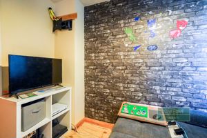 Photo 31- click for photo gallery